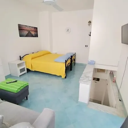 Apartment Bruder Hous Ischia