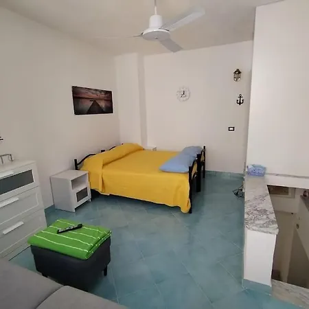 Bruder Hous Apartment